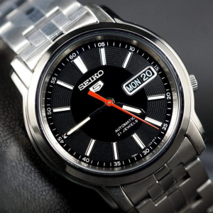 SEIKO 5 Men's Automatic Stainless Steel Watch (SNKL83K1)